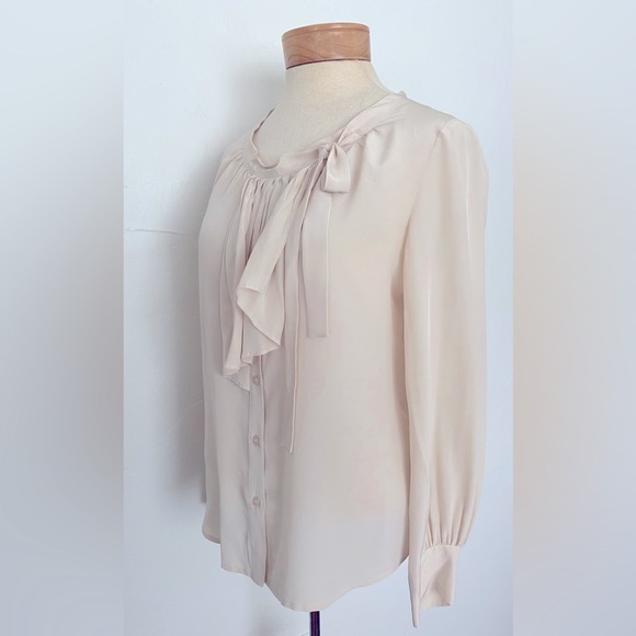 LUXE MIU MIU SILK BEIGE CREAM SAND SHIRT BLOUSE TOP TIE & RUFFLE DETAIL SIZE 40 - Picture 5 of 9